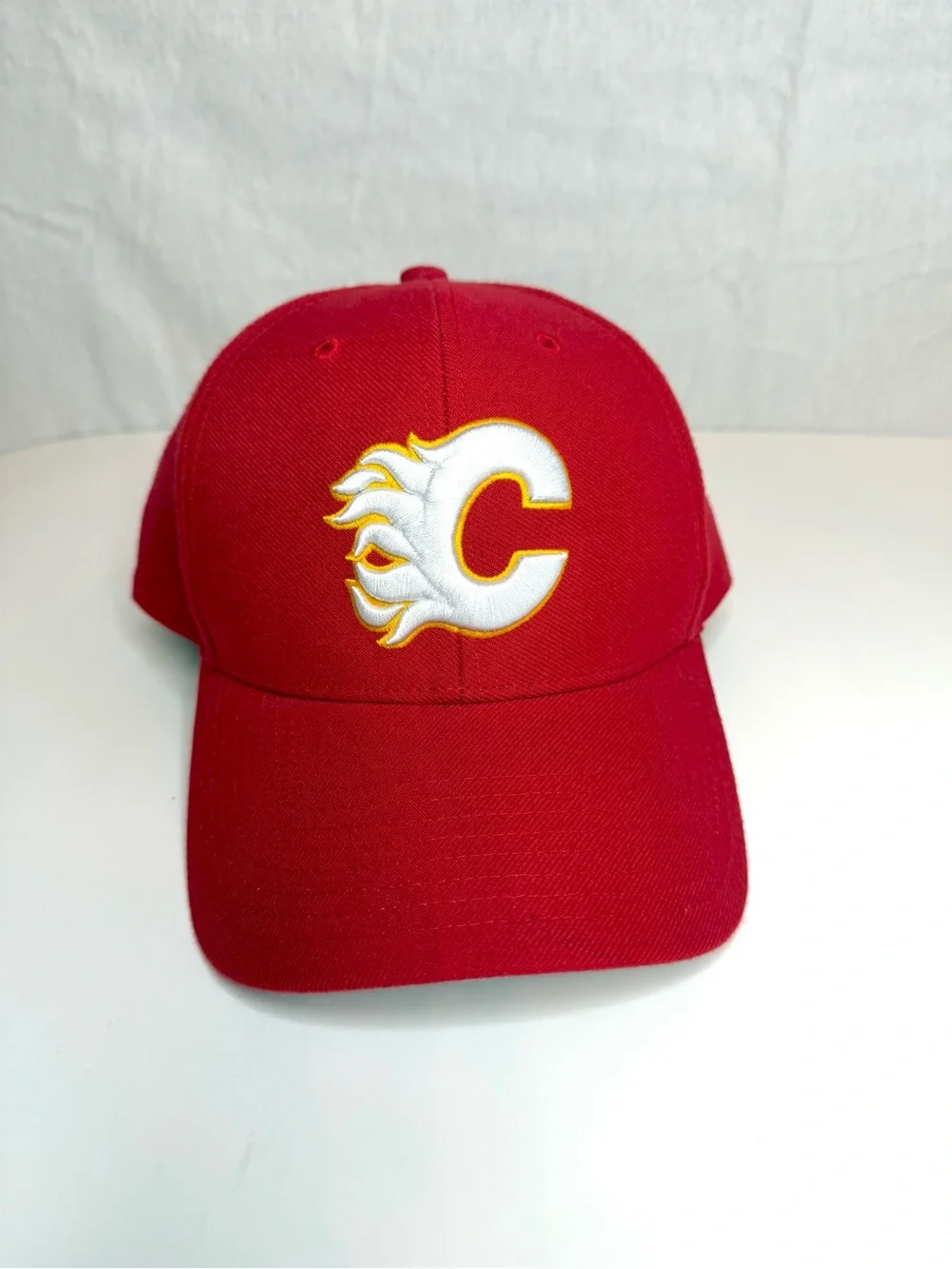 NHL Pro Calgary Flames Red White 47 Brand Cap